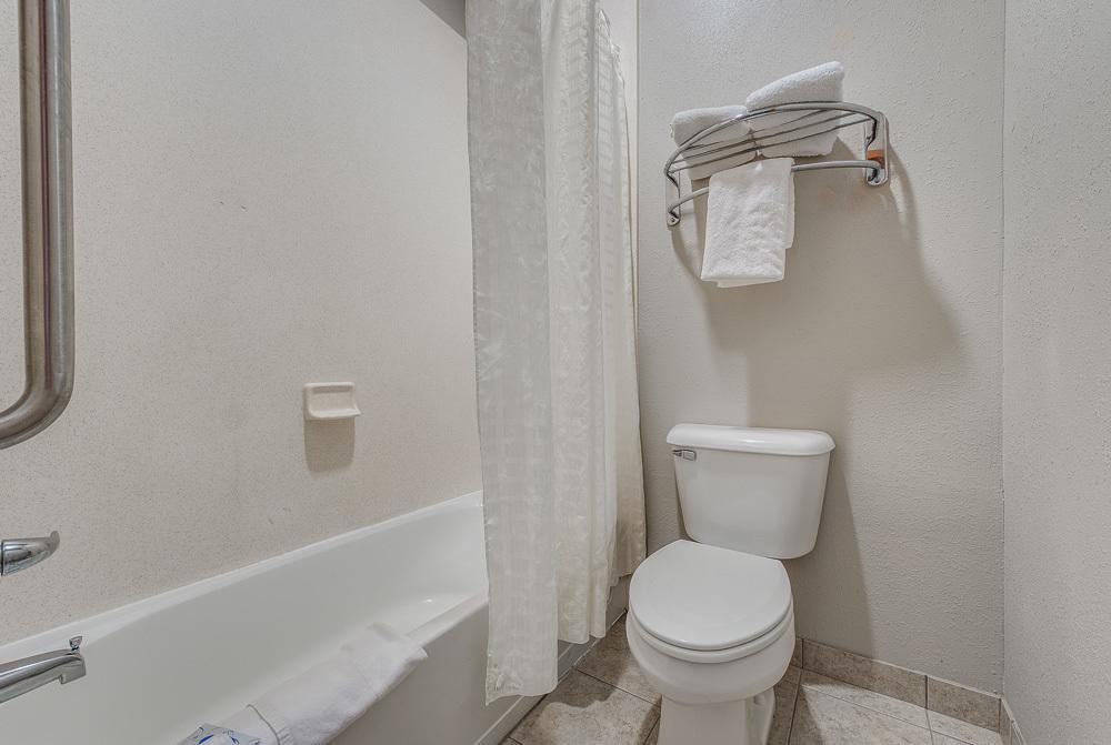 Executive Inn & Suites Cushing Bagian luar foto