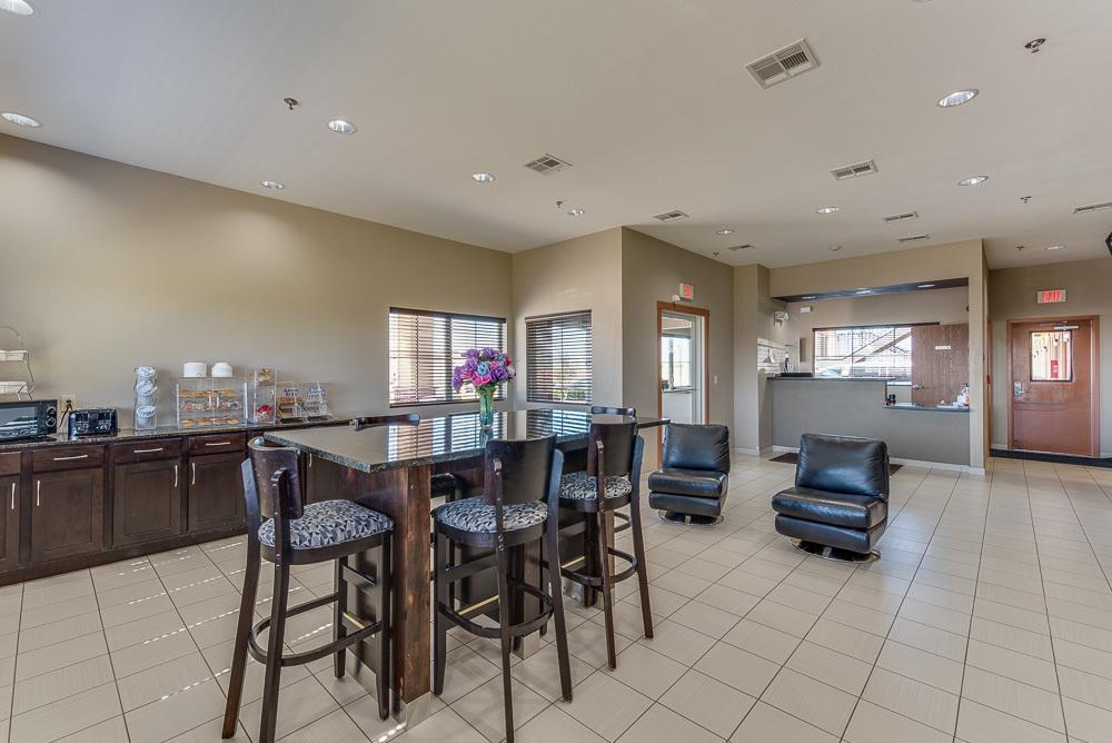 Executive Inn & Suites Cushing Bagian luar foto