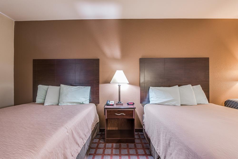 Executive Inn & Suites Cushing Bagian luar foto