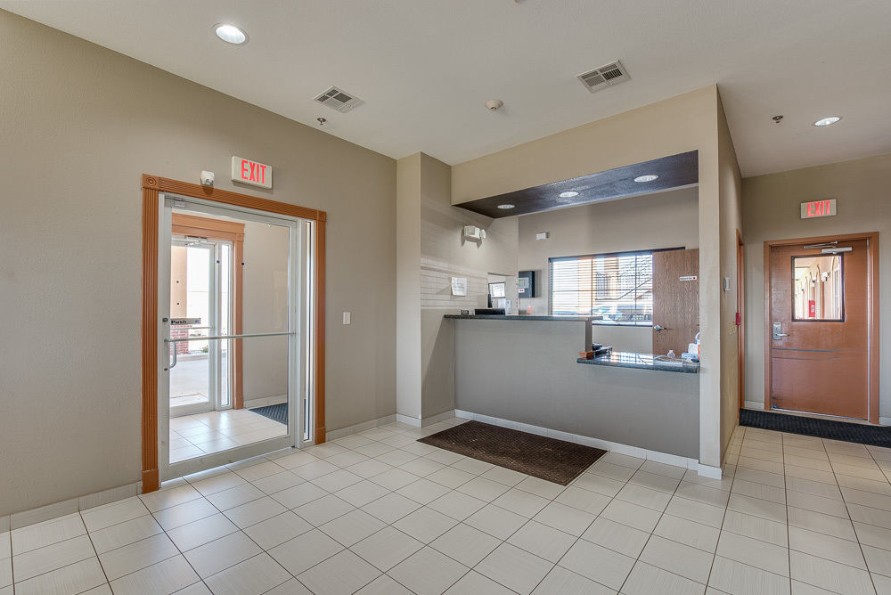 Executive Inn & Suites Cushing Bagian luar foto